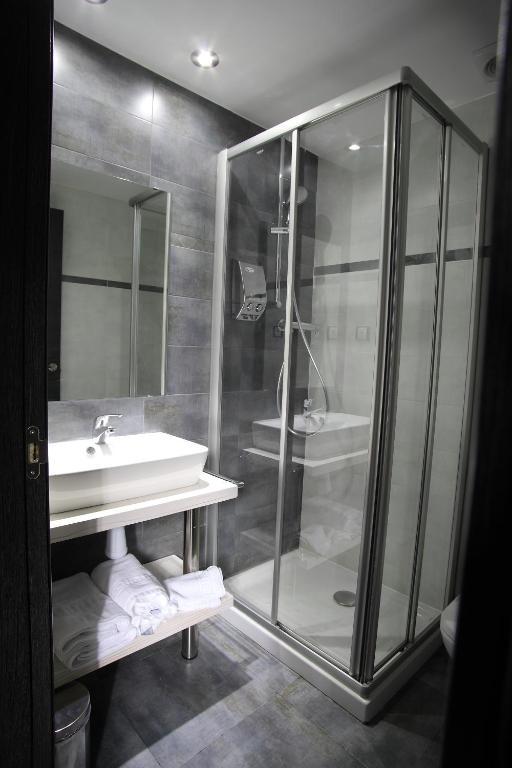 Douris Temple Hotel Soria Room photo