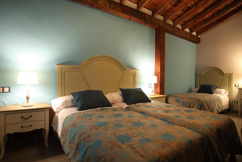Douris Temple Hotel Soria Room photo