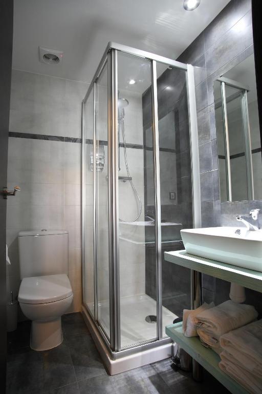 Douris Temple Hotel Soria Room photo