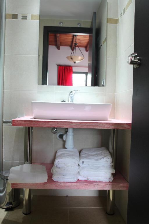Douris Temple Hotel Soria Room photo